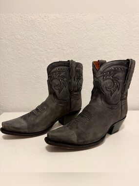 Dan Post Grey Leather short Cowboy Boots with Embroidered Detail